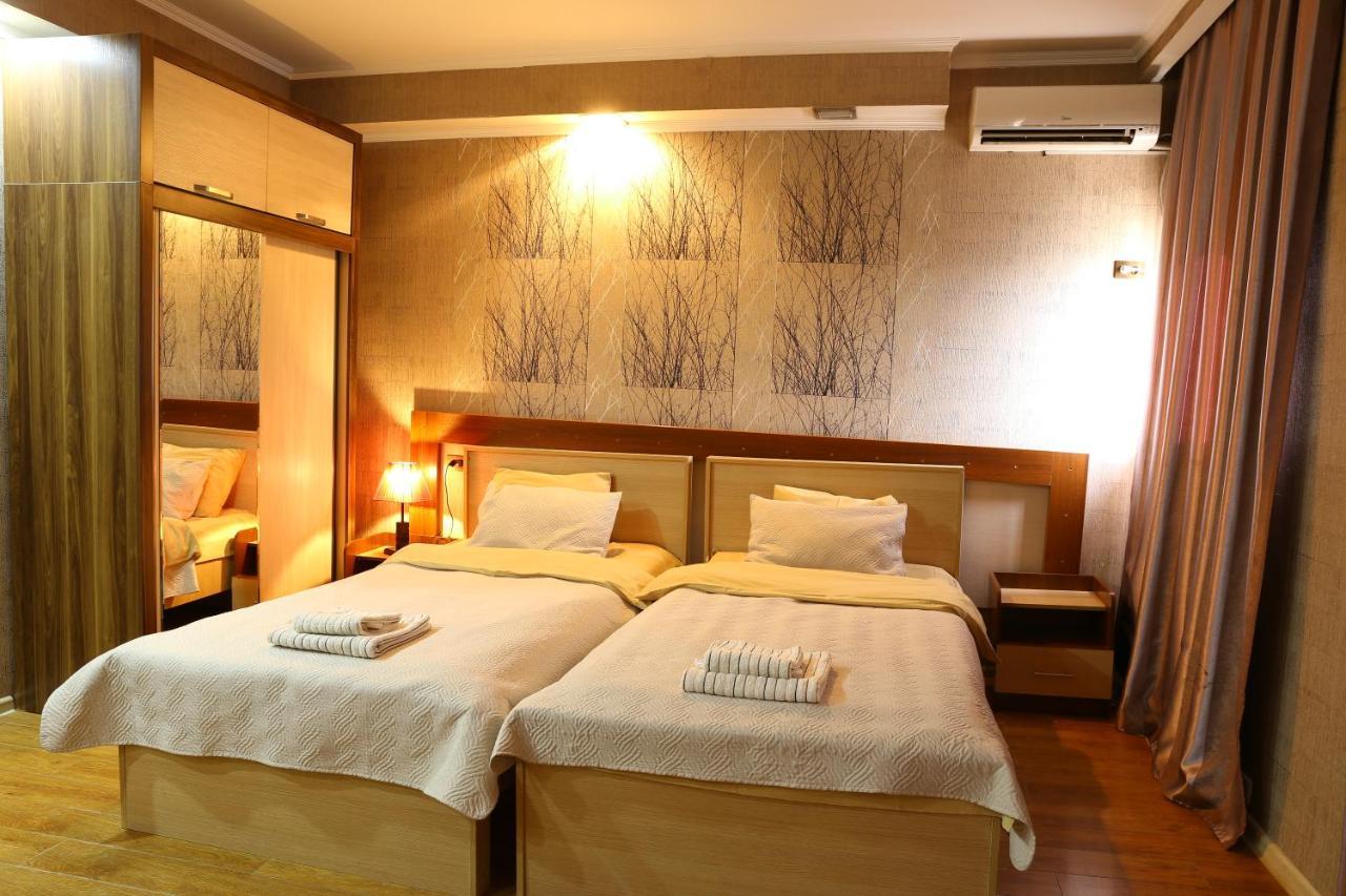 Dkd-Bridge Hotel Tbilisi Exterior photo